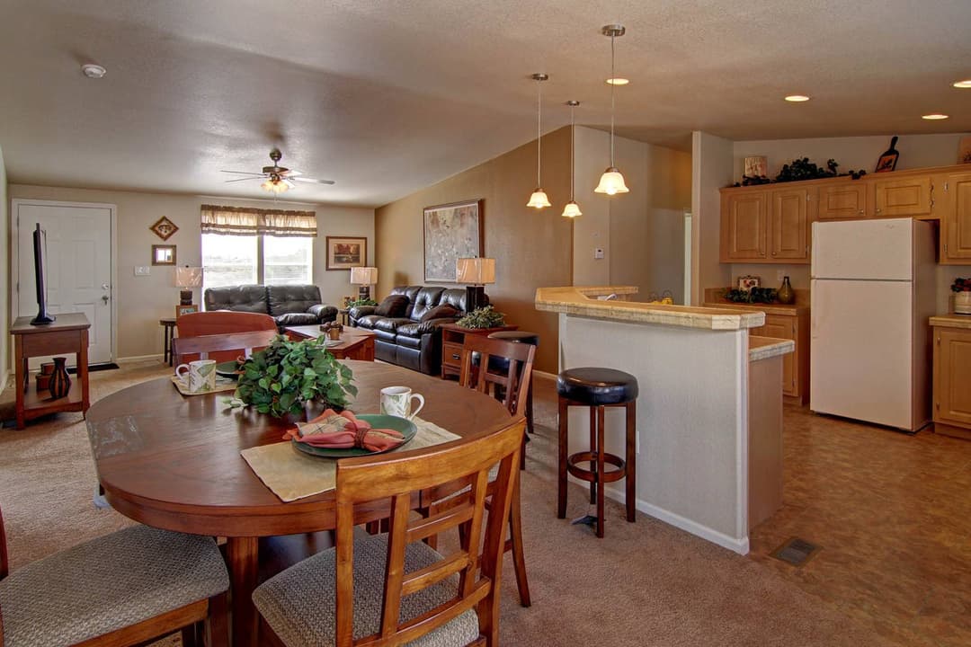Sr3252 interior home features
