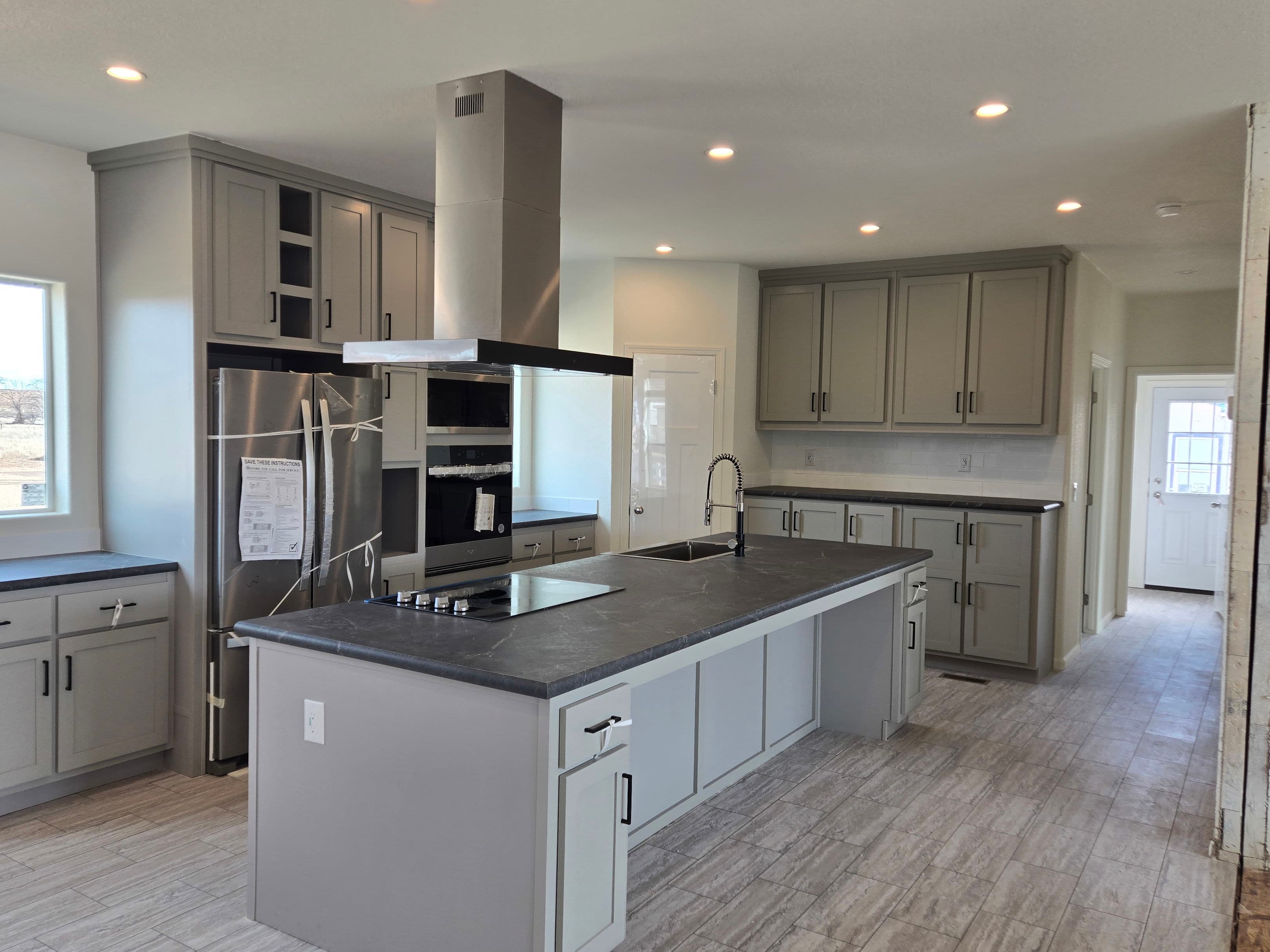 Odyssey 3256hx interior and kitchen home features