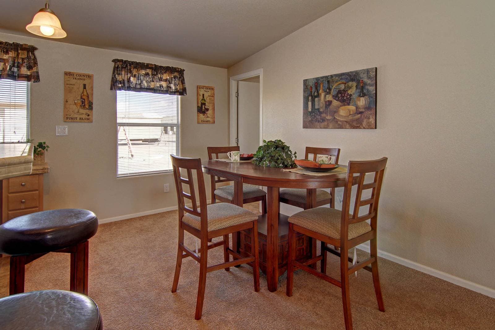Sr3252 interior home features